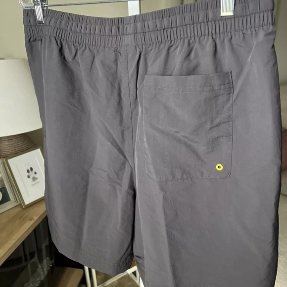 Puma Classics Woven Graphic Shorts Black Size XL NWT $55 - Picture 7 of 11